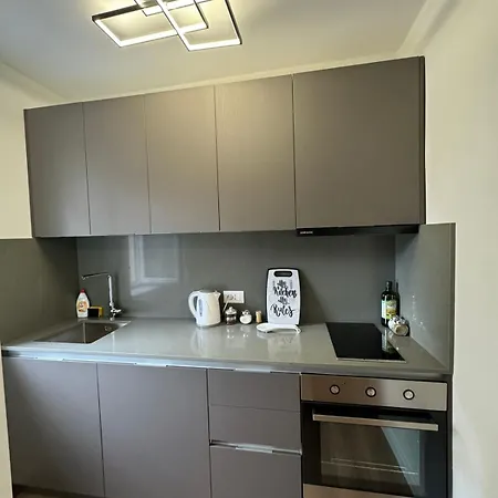 Be My Guest - Lovely Appartement Tirana