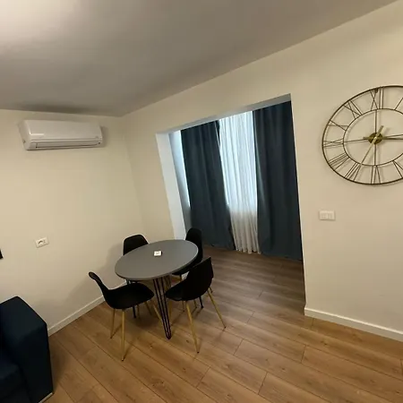 Be My Guest - Lovely Apartamento *