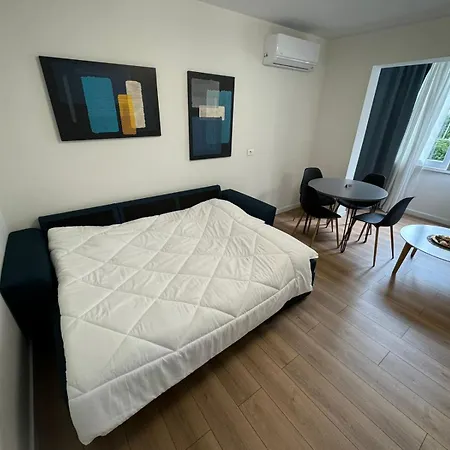 Be My Guest - Lovely Apartamento *