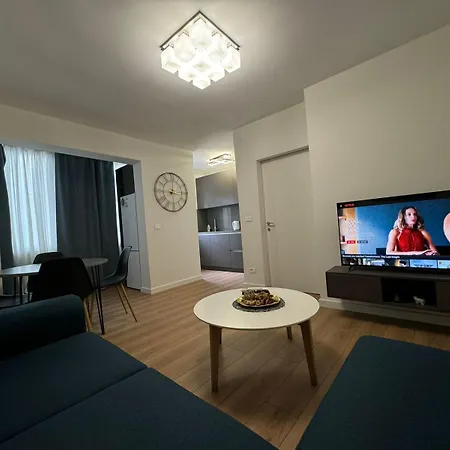 Be My Guest - Lovely *