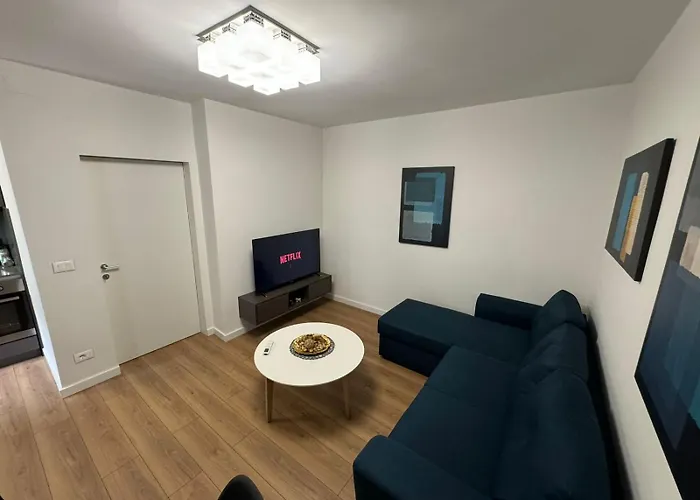 Be My Guest - Lovely