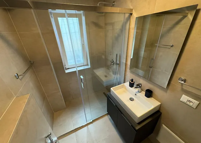 Be My Guest - Lovely Apartamento