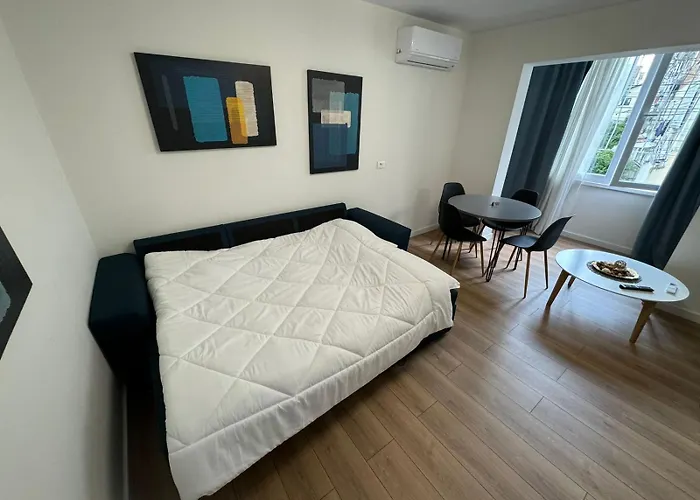 Be My Guest - Lovely Apartamento *